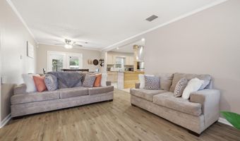 2130 Driftwood Dr, Biloxi, MS 39531