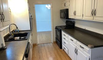 105 Lincoln Hts, Alum Creek, WV 25003