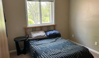 909 Oak St, Alexandria, MN 56308