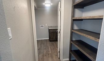 1106 3rd St, Agua Dulce, TX 78330