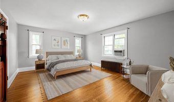 68 Bondcroft Dr, Amherst, NY 14226