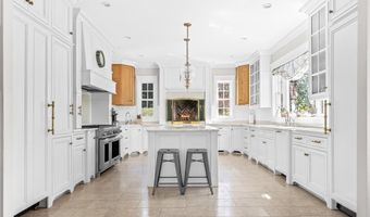 116 Nayatt Rd, Barrington, RI 02806