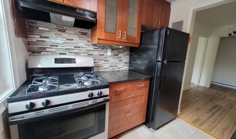 4358 N PERSHING Dr 43582, Arlington, VA 22203