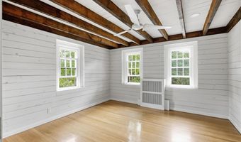 1331 New London Ave, Cranston, RI 02920