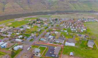 1306 4th St, Asotin, WA 99402