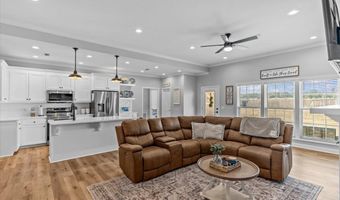 215 Peach Farm Rd, Ashford, AL 36312