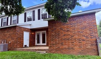 1404 Camellia Dr A, Bentonville, AR 72712