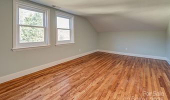 55 Cisco Rd, Asheville, NC 28805