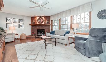 1410 Stowe Rd, Ashtabula, OH 44004