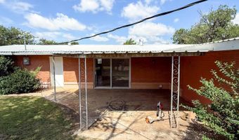 606 Coke Ave, Anton, TX 79313