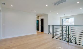 6250 Lindley Ave, Encino, CA 91316