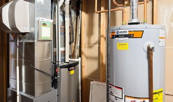 5327 Norris St, Ames, IA 50014