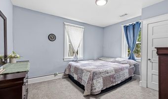 401 KINGSTON Rd, Baltimore, MD 21229
