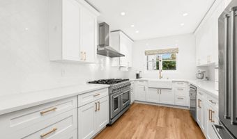 2318 Plum St, San Diego, CA 92106