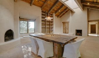 26 La Canada Rd, Arroyo Seco, NM 87514