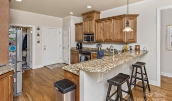 33 Stone House Rd, Arden, NC 28704