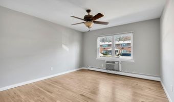 9 King James Ln, Atlantic Highlands, NJ 07716