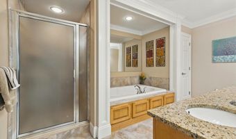 4 Caileigh Ct 4, Andover, MA 01810
