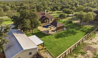 1009 Bluebonnet Ln, Adkins, TX 78101