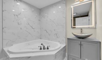 537 S Atlantic Ave, Aberdeen, NJ 07747