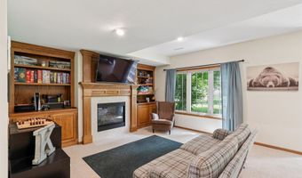 505 NE 21st St, Ankeny, IA 50021