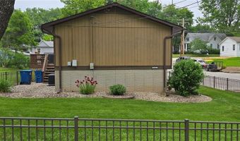 3112 Edgewood Ave, Alton, IL 62002