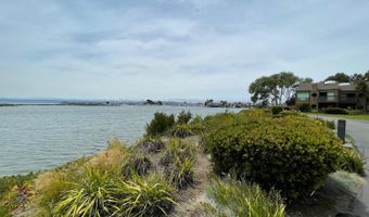 553 Kings Rd, Alameda, CA 94501