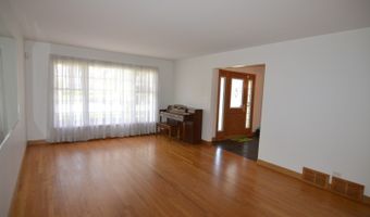 2405 E Miner St, Arlington Heights, IL 60004