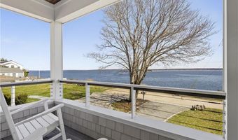 110 Sea View Ave, North Kingstown, RI 02852