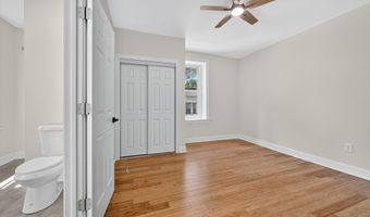 452 GREEN Ln, Philadelphia, PA 19128