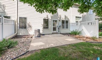 324 S Spring Pl, Brandon, SD 57005