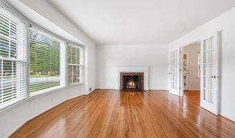 8524 DOTER Dr, Alexandria, VA 22308
