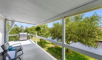 5015 1st Ave, Bay St. Louis, MS 39520