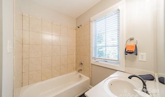 2823 Whiting Ave, Charlotte, NC 28205