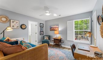 19 Willowick Dr, Asheville, NC 28803