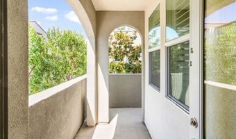 928 E Twill Ct, Anaheim, CA 92802