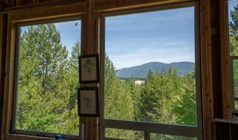 859 Otter Ln, Bonners Ferry, ID 83805