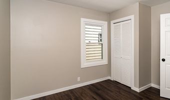 228 Hilltop Rd, Ames, IA 50014