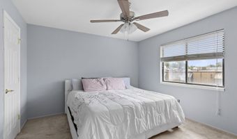 192 Clubhouse Dr, Middletown, NJ 07748