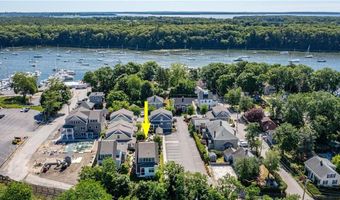 15 Castle St 9, East Greenwich, RI 02818