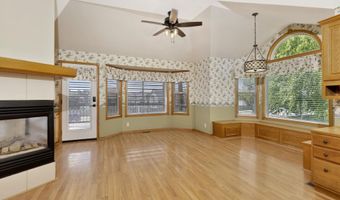 307 Cypress Ct, Andover, KS 67002