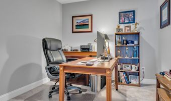 41 Soderman Way 41, Cheshire, CT 06410