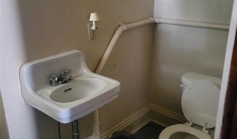 200 W Maine St, Amboy, MN 56010