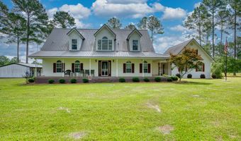 634 Alapaha River Dr, Alapaha, GA 31622