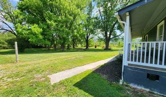 27 Russell Farm Rd, Andrews, NC 28901