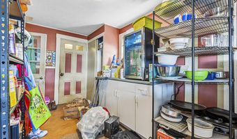 48 Drummond St, Auburn, ME 04210
