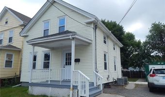 52 Hillwood St, Cranston, RI 02920