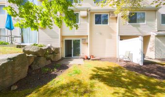 8 Rose Ln 24-11, Danbury, CT 06811