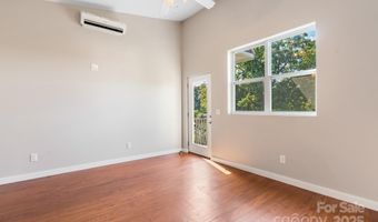 14 Annie St, Asheville, NC 28806