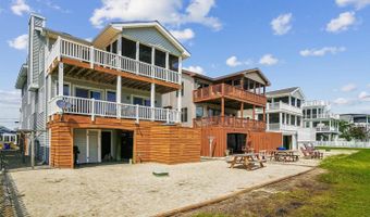 214 2ND St, Bethany Beach, DE 19930
